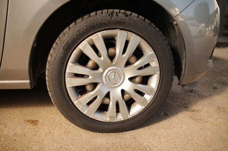 MAZDA 2 2010