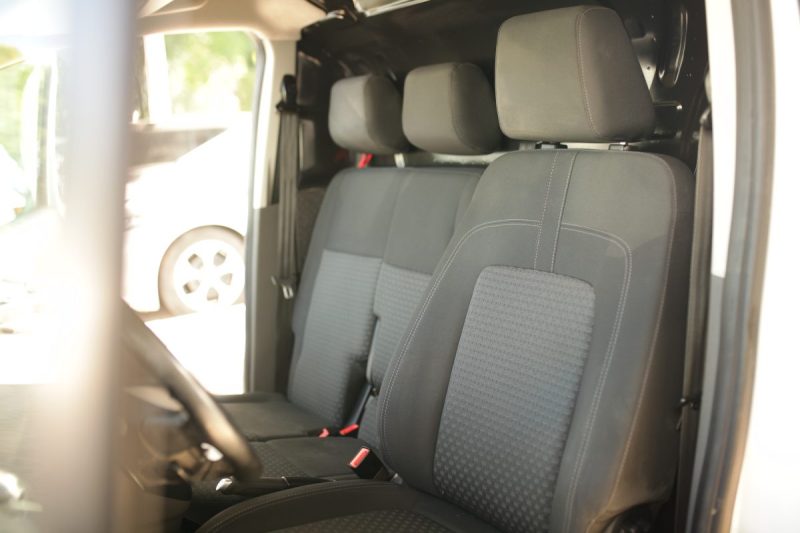 FORD TRANSIT CONNECT 3 PLACES TVA RECUPERABLE