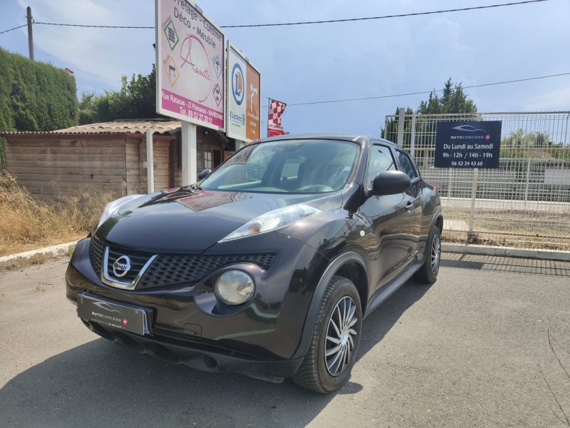 NISSAN JUKE 2012