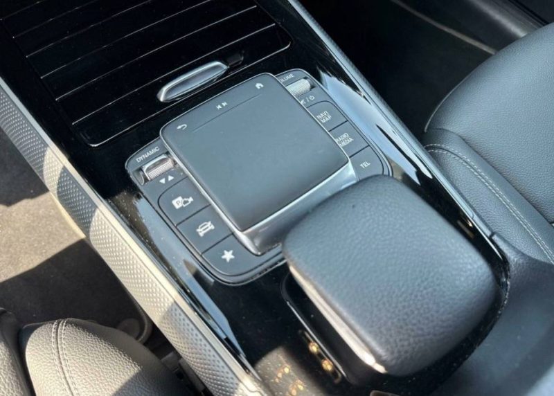 MERCEDES GLB 200 D PROGRESSIVE LINE 2023 REF 203