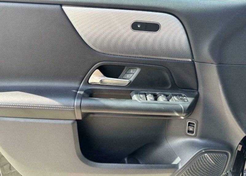 MERCEDES GLB 200 D PROGRESSIVE LINE 2023 REF 203