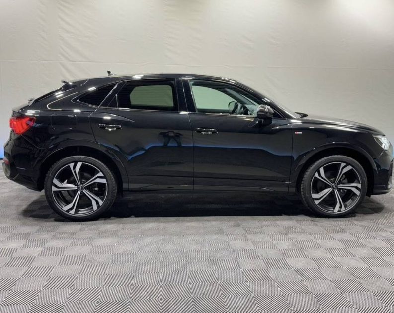 Audi Q3 35 TFSI Sporback  2023 REF 208