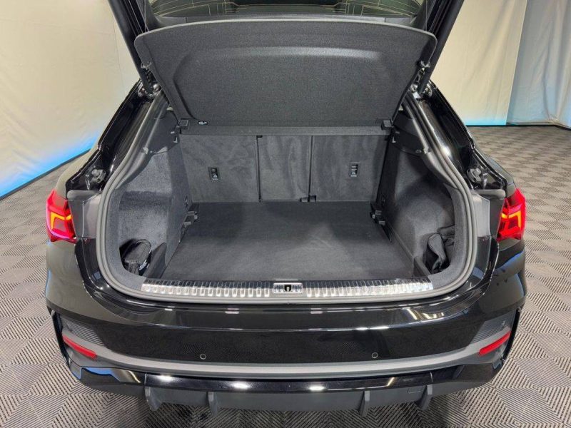 Audi Q3 35 TFSI Sporback  2023 REF 208