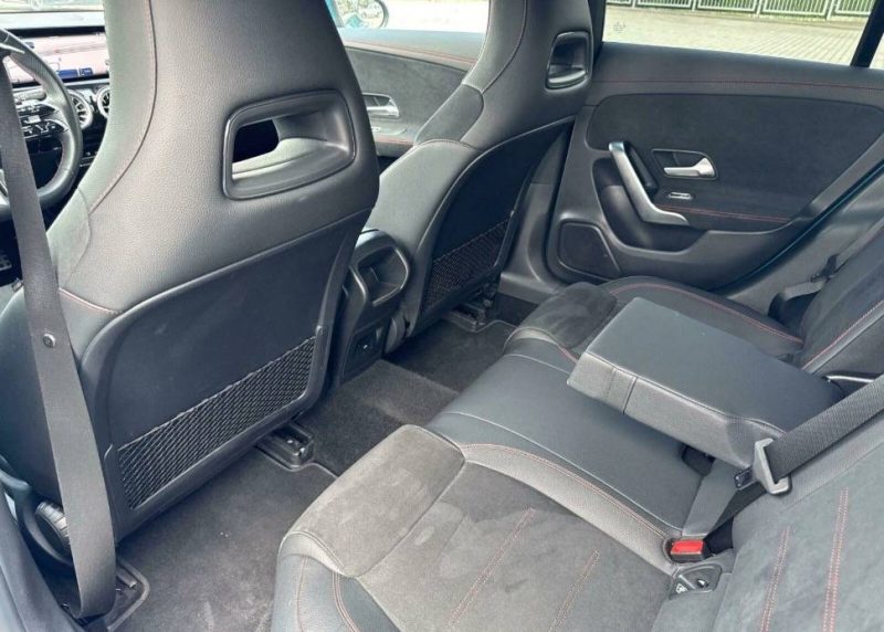 MERCEDES CLA 180 ESSENCE  2024 REF 222