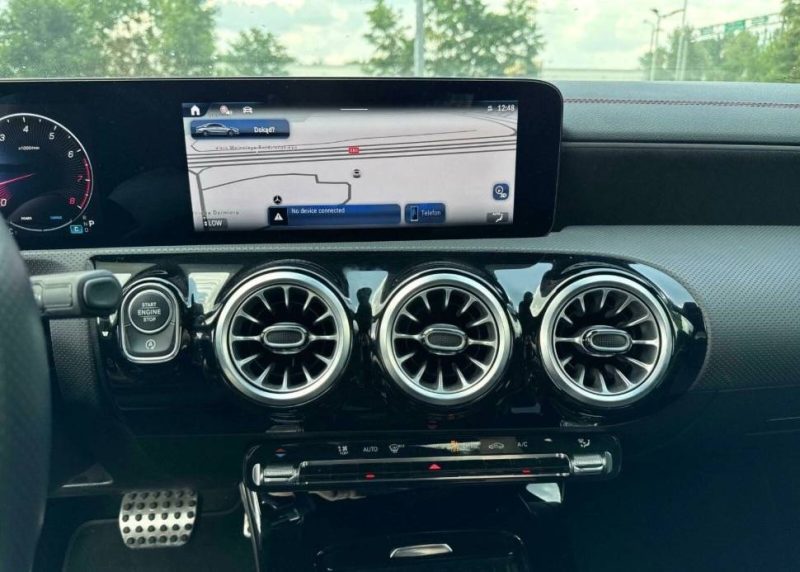 MERCEDES CLA 180 ESSENCE  2024 REF 222