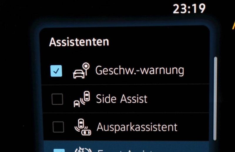 Volkswagen Tiguan 2.0 TDI 150 DSG7 R-Line Black Style - 213