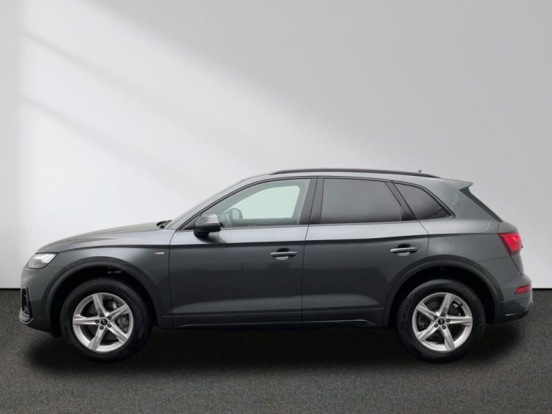 Audi Q5 2022 REF 209