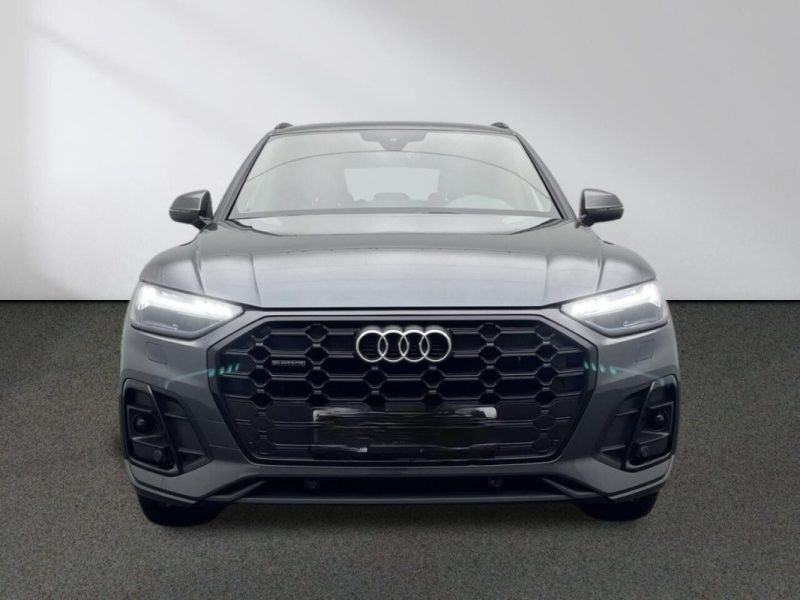 Audi Q5 2022 REF 209