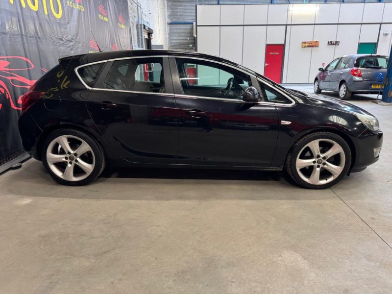 OPEL ASTRA 1.7 CDTI 125 SPORT 