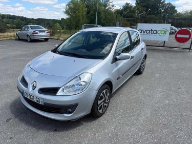 RENAULT CLIO 2005
