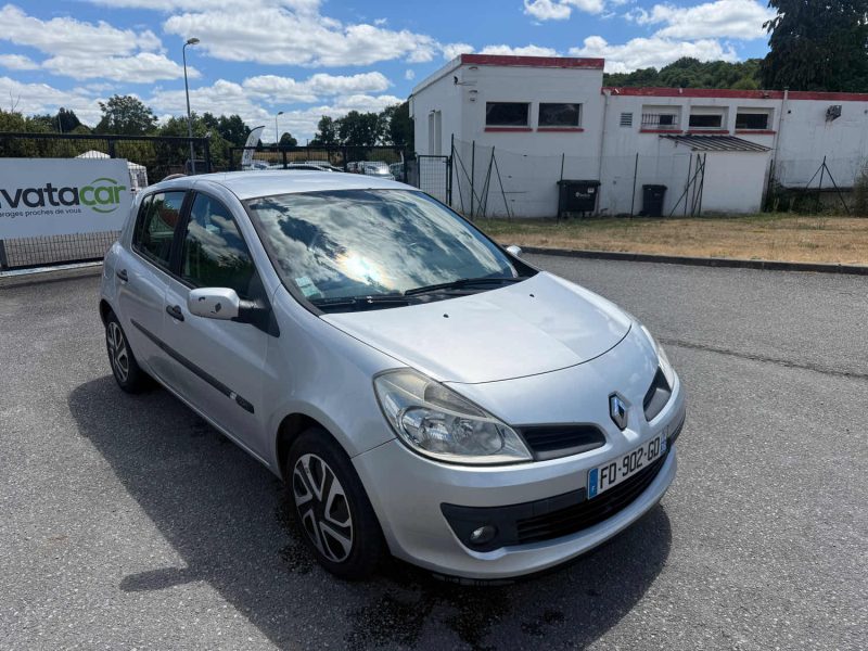 RENAULT CLIO 2005