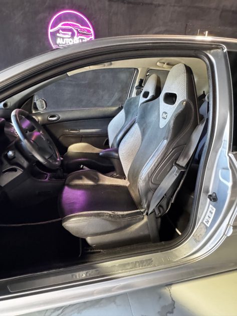 Peugeot 206 – 2.0 HDI – Très propre