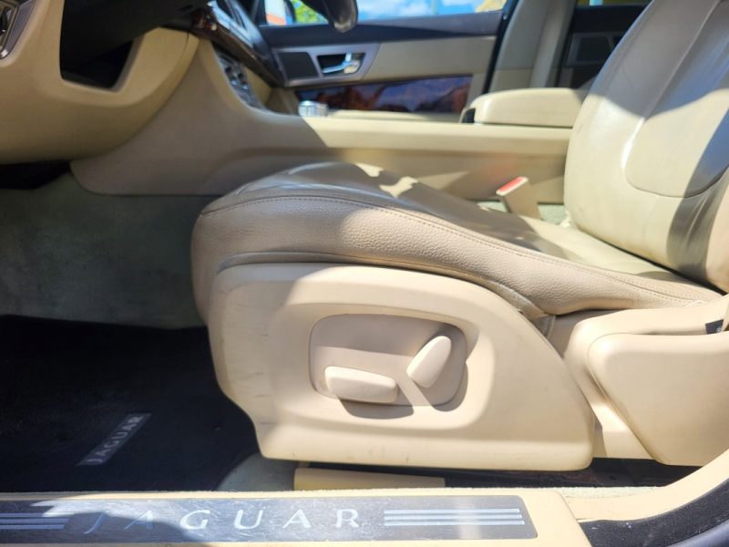 JAGUAR XF 3L V6 d 211 cv - GARANTIE- LUXE PREMIUM