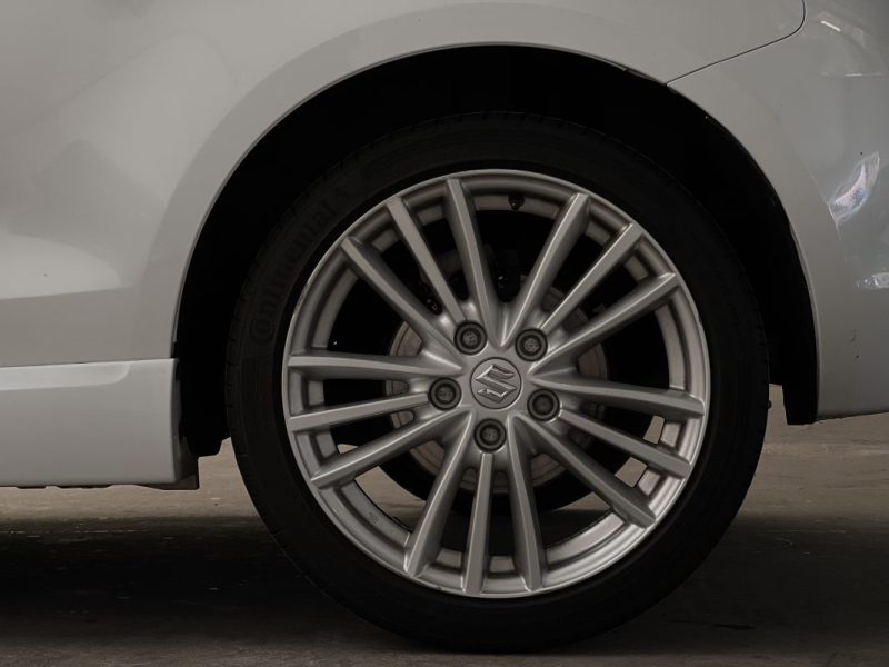 SUZUKI SWIFT III 1.6 VVT 136CH SPORT