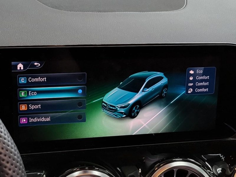 MERCEDES CLASSE GLA 200 1.3 i EQ BOOST 7G-DCT 163 cv 