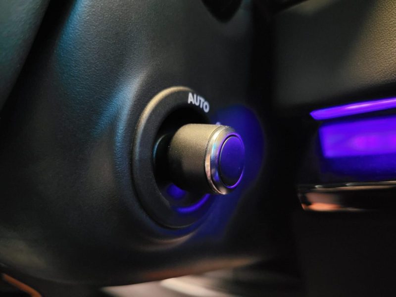 LAND ROVER RANGE ROVER SPORT III P440e 3.0 400cv SE PHEV AWD TOIT OUVRANT / 360° / MERIDIAN 