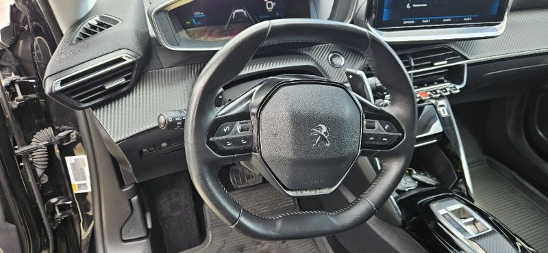 PEUGEOT 2008 2022