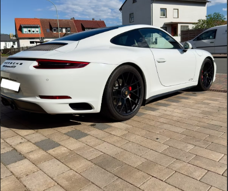 PORSCHE 911 991 CARRERA GTS 3.0 450 PDK*BOSE*Chrono*