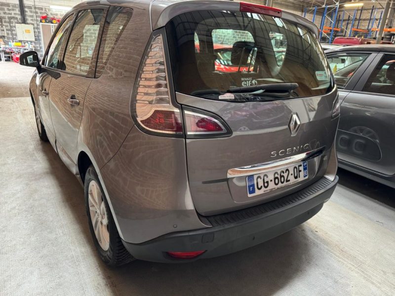 RENAULT MEGANE SCENIC 2012