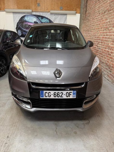 RENAULT MEGANE SCENIC 2012