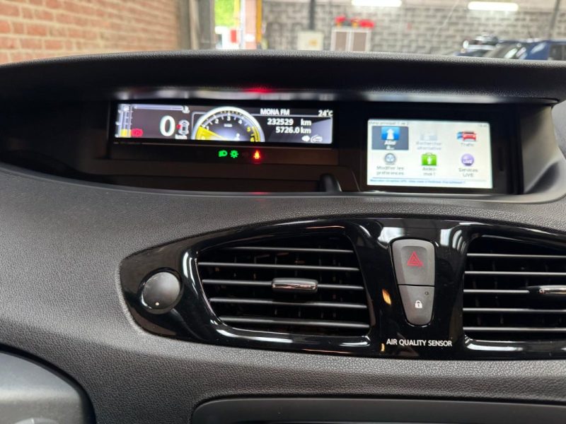 RENAULT MEGANE SCENIC 2012