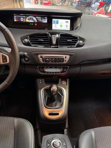 RENAULT MEGANE SCENIC 2012