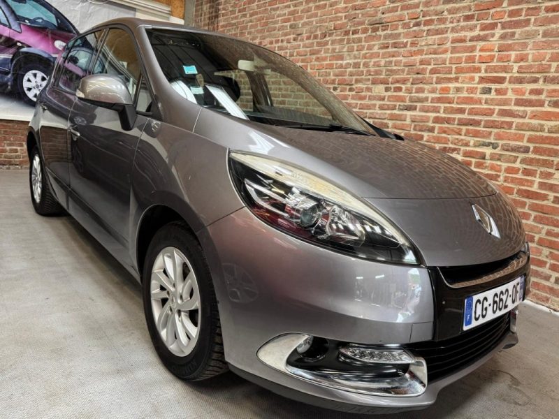 RENAULT MEGANE SCENIC 2012