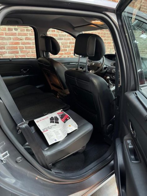 RENAULT MEGANE SCENIC 2012