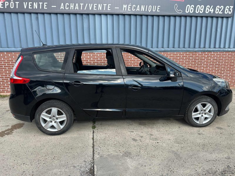 RENAULT MEGANE SCENIC 2014