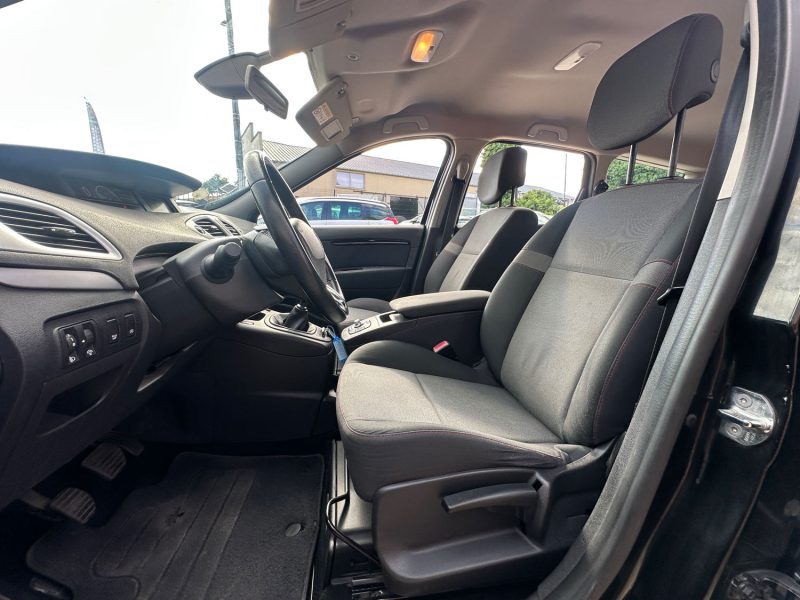 RENAULT MEGANE SCENIC 2014