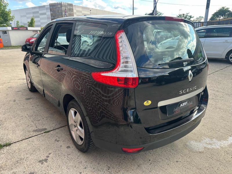 RENAULT MEGANE SCENIC 2014