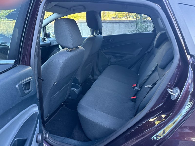 FORD FIESTA 1.4 TDCI 68 ch Ambiente 5 portes