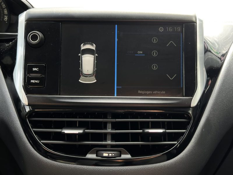 PEUGEOT 208 PHASE 2 II 1.2 82 Cv ECRAN TACTILE / 5 PORTES 49 100 Kms CRIT AIR 1 - GARANTIE 1 AN