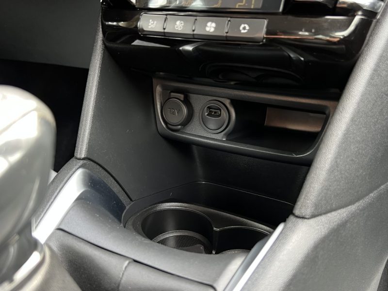 PEUGEOT 208 PHASE 2 II 1.2 82 Cv ECRAN TACTILE / 5 PORTES 49 100 Kms CRIT AIR 1 - GARANTIE 1 AN