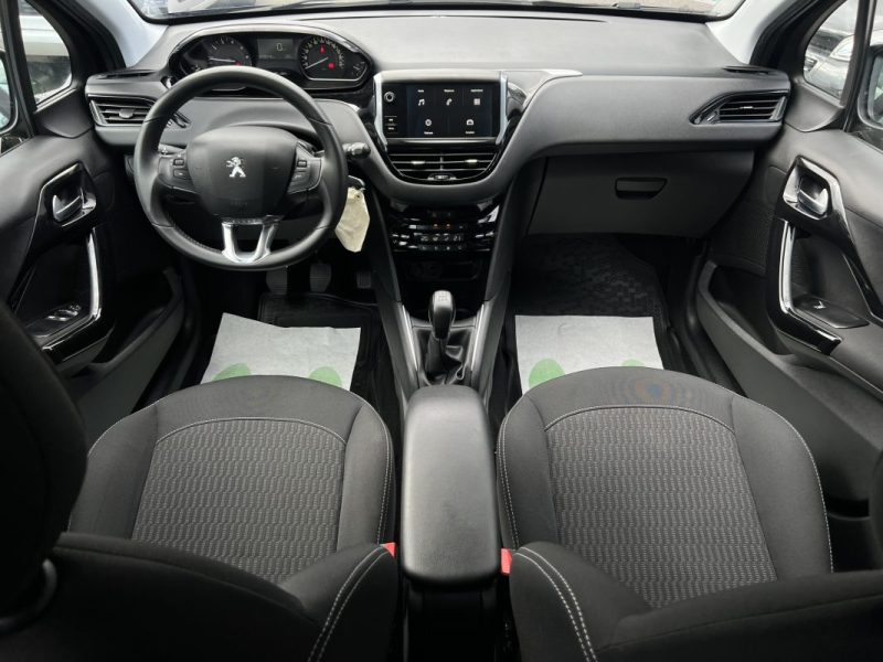 PEUGEOT 208 PHASE 2 II 1.2 82 Cv ECRAN TACTILE / 5 PORTES 49 100 Kms CRIT AIR 1 - GARANTIE 1 AN