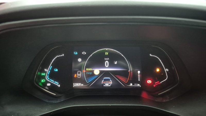 RENAULT ARKANA E-TECH 2022