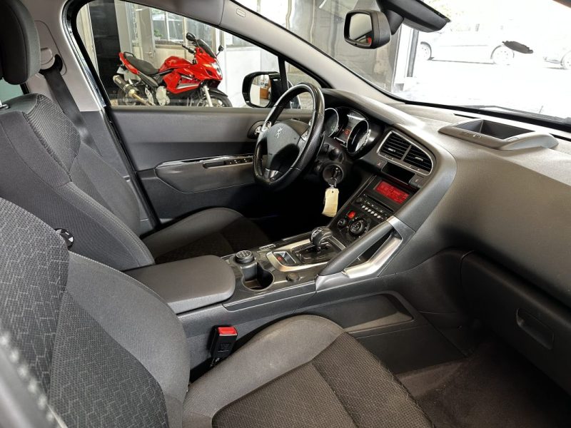 PEUGEOT 3008 2.0 e-hdi Hybrid + Elec ETG6 163cv