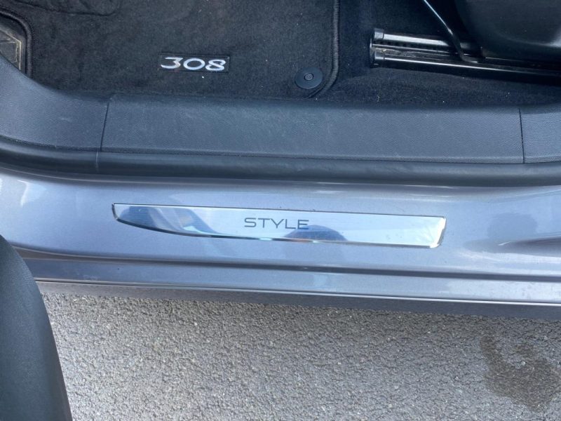 PEUGEOT 308 2019