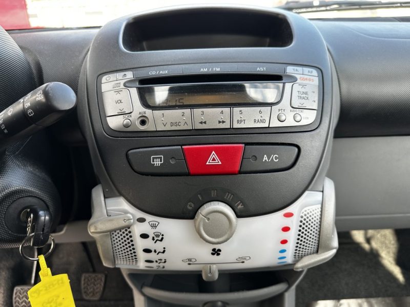 TOYOTA AYGO 2009