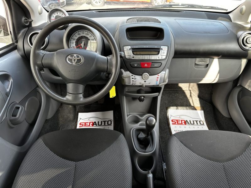 TOYOTA AYGO 2009