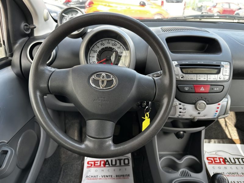 TOYOTA AYGO 2009