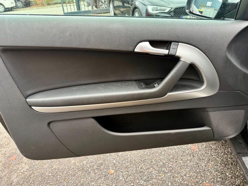 AUDI A3 AUDI A3 1.6 TDI 105 CH  