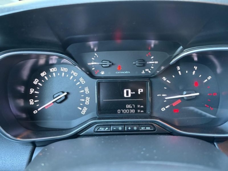 CITROEN C3 AIRCROSS 1.2 110cv SHINE BVA6 - DISTRIBUTION NEUVE