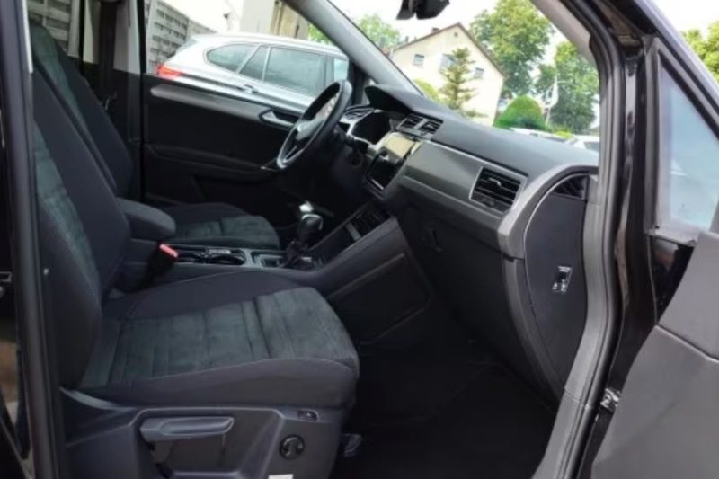 Volkswagen Touran 2.0 TDI Comfortline 150ch 2023 REF 214
