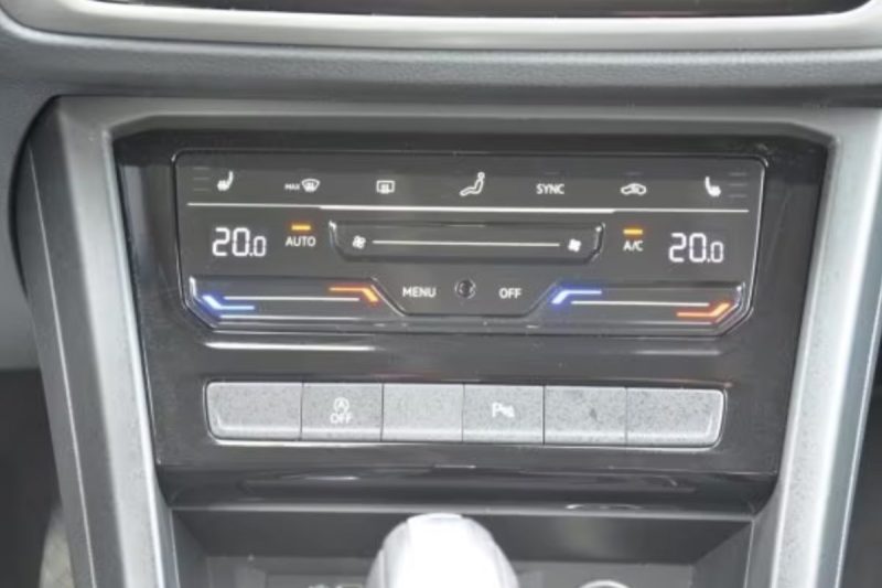 Volkswagen Touran 2.0 TDI Comfortline 150ch 2023 REF 214