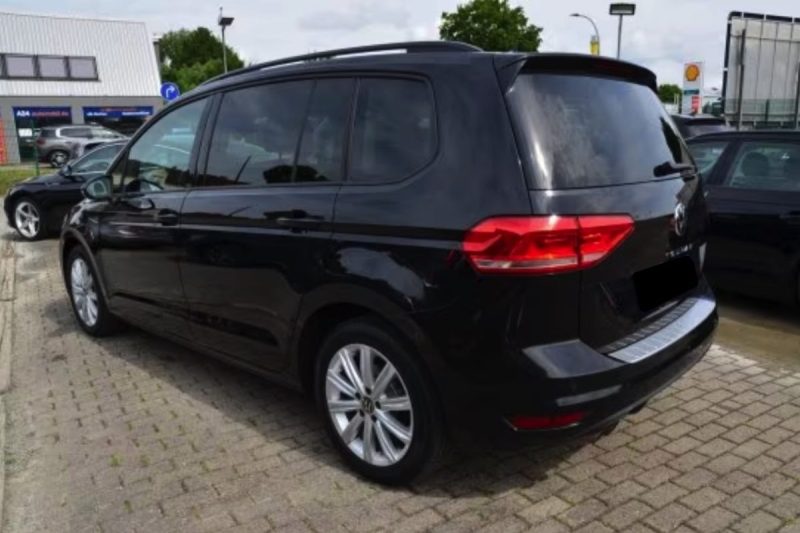 Volkswagen Touran 2.0 TDI Comfortline 150ch 2023 REF 214