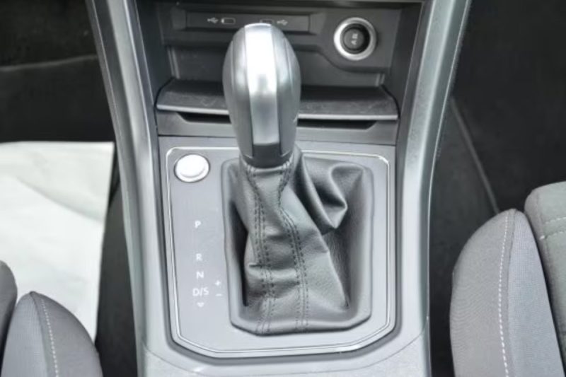 Volkswagen Touran 2.0 TDI Comfortline 150ch 2023 REF 214