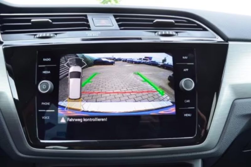 Volkswagen Touran 2.0 TDI Comfortline 150ch 2023 REF 214