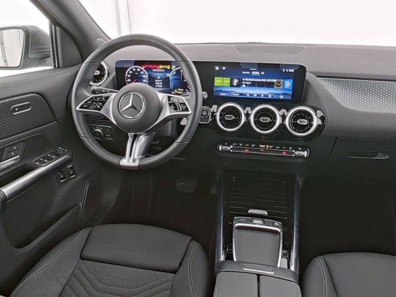 Mercedes-Benz GLA 250 e Finition Progressive Line Advanced REF 220