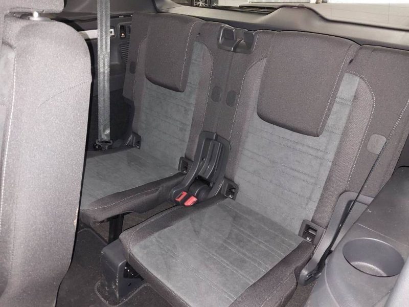 Volkswagen Touran Comfortline 2.0 TDI 150ch 2023 REF 215